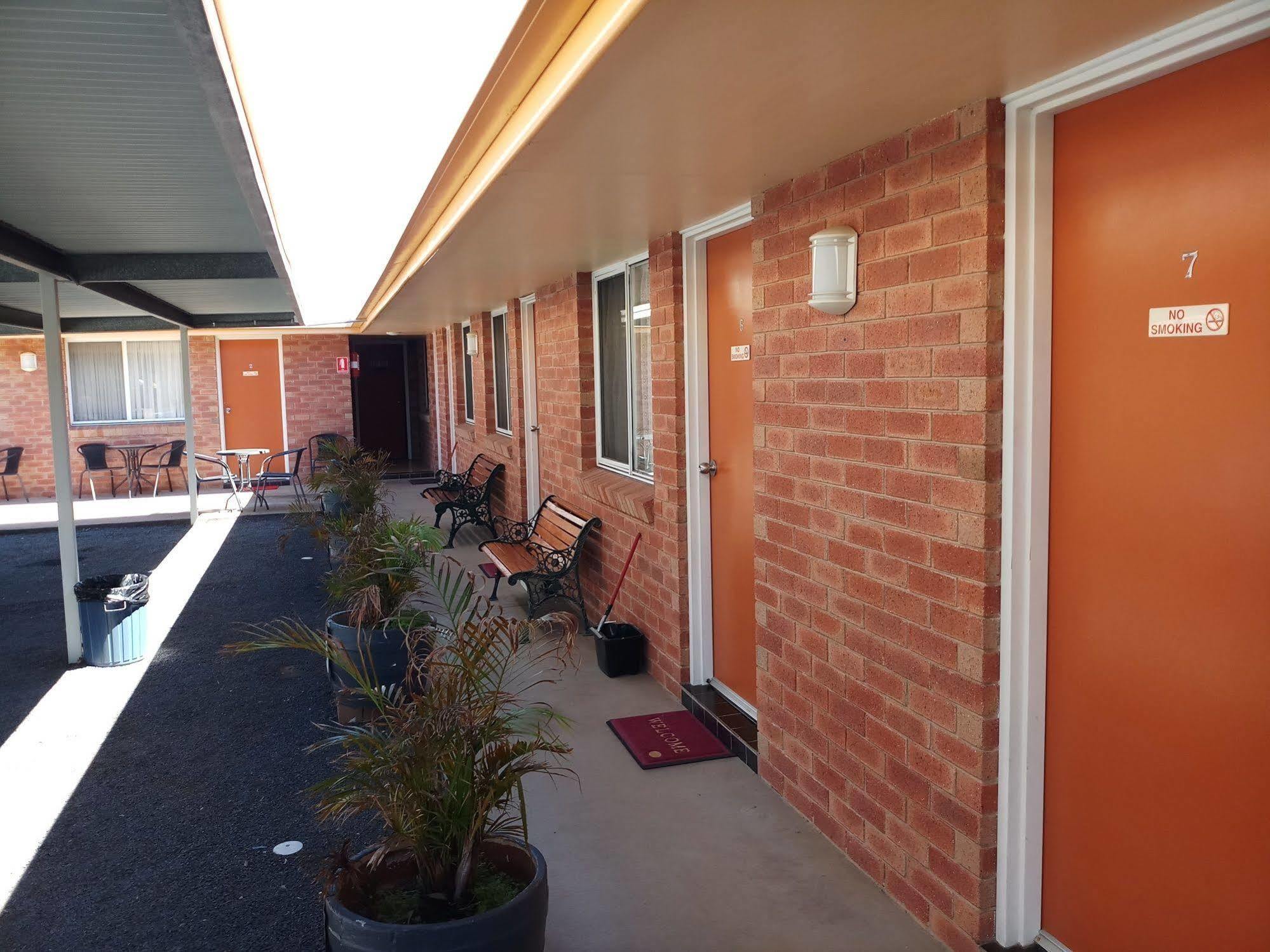 Alfa Motel Gilgandra Exterior foto